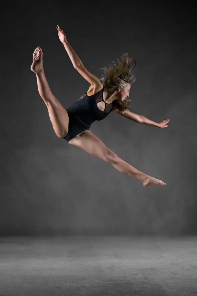 Jess, championship floor