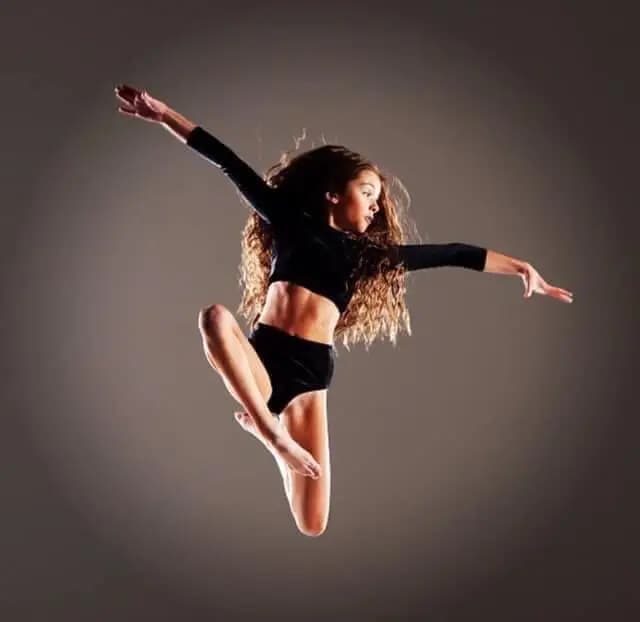 Little Mil in a Freestyle routine